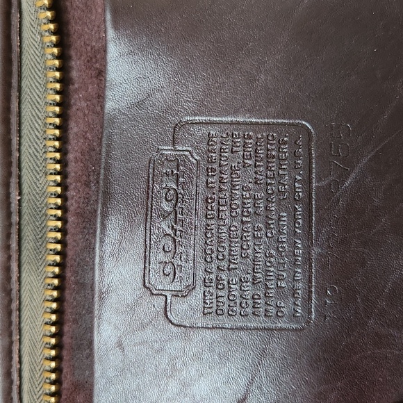 Vintage Coach Companion Bag - Picture 5 of 16